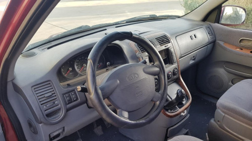 Kia Carnival II (FL)(2001->) — автомобиль-донор на запчасти 