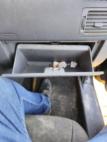 GUANTERA, KIA, CARENS (RS)