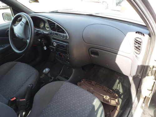  FORD FIESTA BERLINA (DX) 