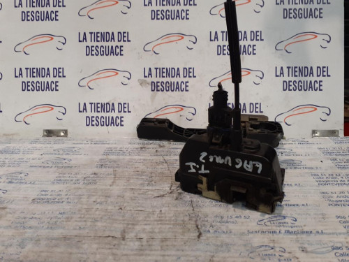  CERRADURA PUERTA TRASERA IZQUIERDA 