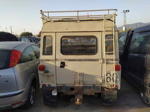  LAND ROVER 