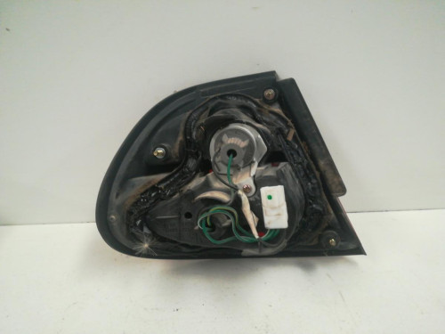  PILOTO TRASERO DERECHO Nissan ALMERA (N15) 