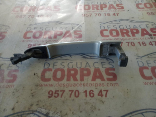  MANETA EXTERIOR DELANTERA IZQUIERDA 