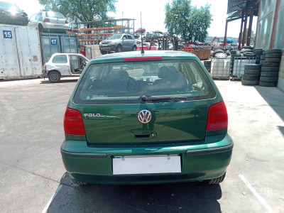 VOLKSWAGEN POLO III BERLINA (6N2)