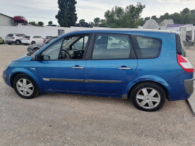 RENAULT SCENIC II (JM)