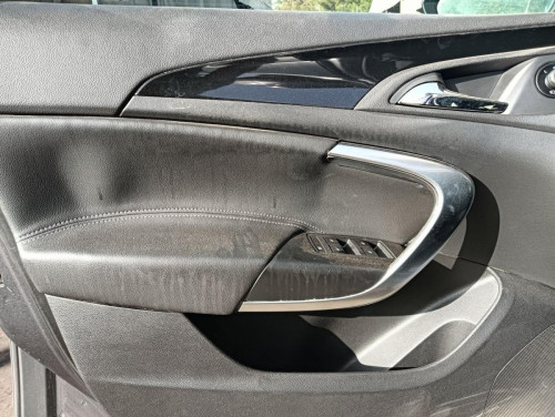  OPEL INSIGNIA BERLINA 