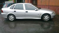 OPEL VECTRA B BERLINA