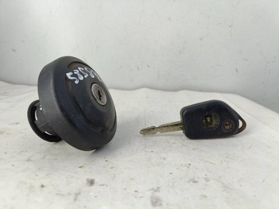 TAPON COMBUSTIBLE