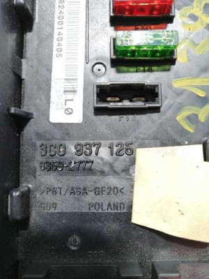CAJA RELES / FUSIBLES, VOLKSWAGEN, PASSAT BERLINA (3C2)