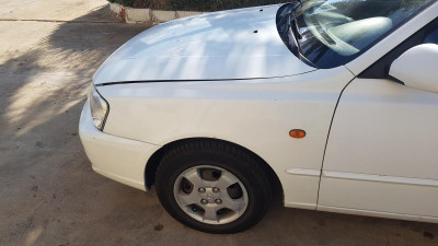 ALETA DELANTERA IZQUIERDA Hyundai Accent (LC)(2000->)