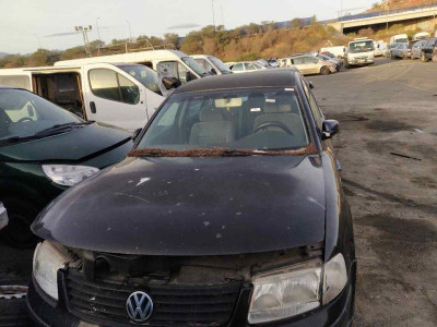 VOLKSWAGEN PASSAT BERLINA (3B2)