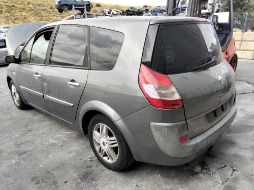 RENAULT SCENIC II (JM) — vehículo donante para recambios 