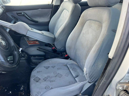  SEAT LEON (1M1) 