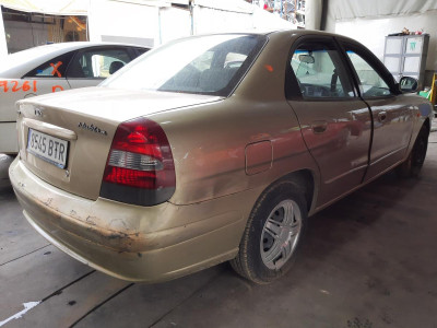 DAEWOO NUBIRA BERLINA