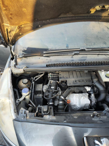 BRAZO LIMPIA DELANTERO DERECHO б/у