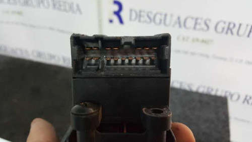  MANDO ELEVALUNAS DELANTERO IZQUIERDO 