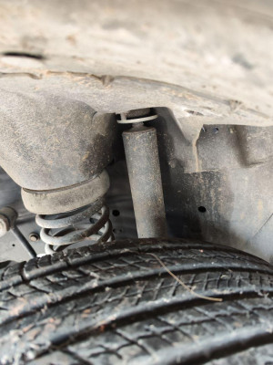 AMORTIGUADOR DELANTERO IZQUIERDO