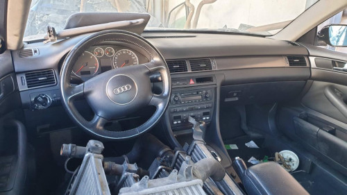 AUDI A6 BERLINA (4B2) — автомобиль-донор на запчасти 