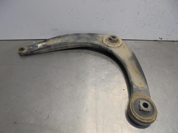 BRAZO SUSPENSION INFERIOR DELANTERO IZQUIERDO