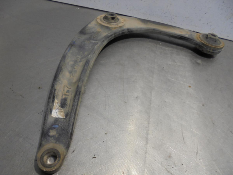 BRAZO SUSPENSION INFERIOR DELANTERO IZQUIERDO
