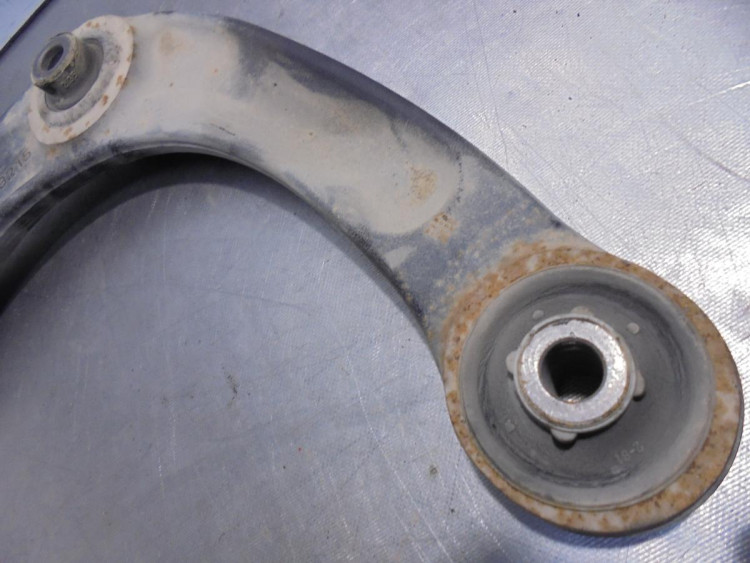 BRAZO SUSPENSION INFERIOR DELANTERO IZQUIERDO