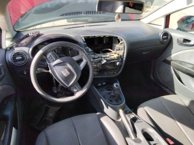 SEAT LEON (1P1)