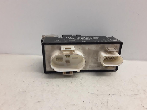 CAJA RELES / FUSIBLES 