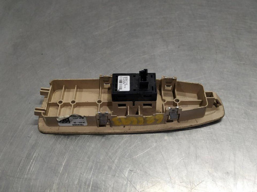 MANDO ELEVALUNAS DELANTERO DERECHO BMW SERIE 3 BERLINA (F30) 