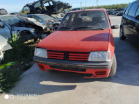 PEUGEOT 205 BERLINA