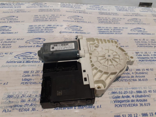  MOTOR ELEVALUNAS DELANTERO IZQUIERDO 