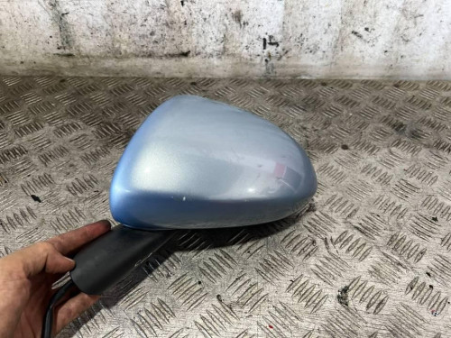 RETROVISOR IZQUIERDO 