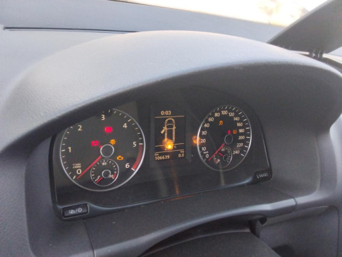 VOLKSWAGEN TOURAN (1T3) — vehículo donante para recambios 