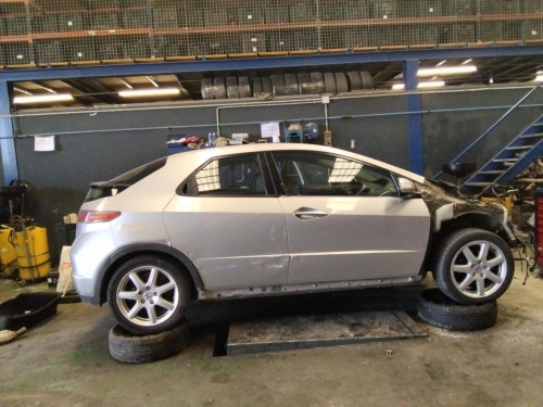  HONDA CIVIC 5 PUERTAS (FK) 