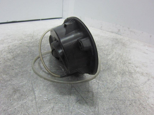  TAPA EXTERIOR COMBUSTIBLE 