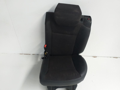 ASIENTOS TRASERO IZQUIERDO MERCEDES-BENZ CLASE A (BM 169) 