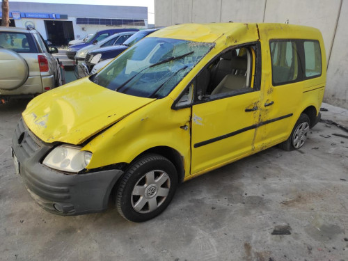 VOLKSWAGEN CADDY (2K)(02.2004) — vehículo donante para recambios 