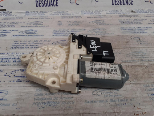  MOTOR ELEVALUNAS TRASERO IZQUIERDO 