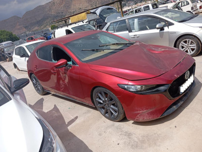 MAZDA 3 BERLINA (BP)
