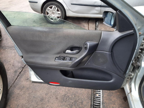  RENAULT LAGUNA II (BG0) 
