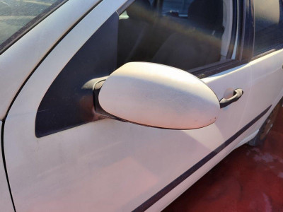 FORD FOCUS BERLINA (CAK)