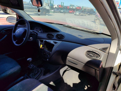 FORD FOCUS BERLINA (CAK)