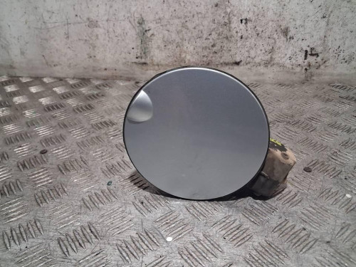 TAPA EXTERIOR COMBUSTIBLE 