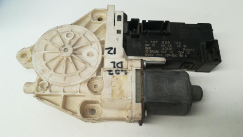  MOTOR ELEVALUNAS DELANTERO DERECHO 