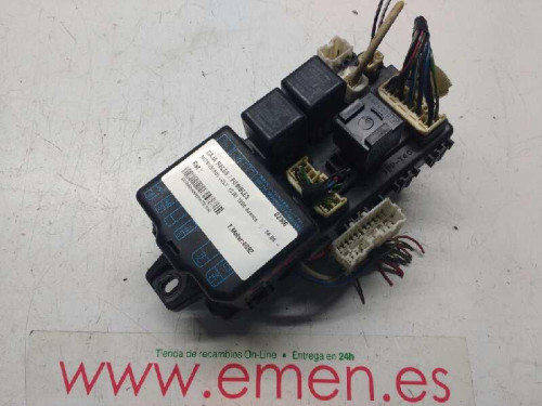  CAJA RELES / FUSIBLES MITSUBISHI COLT (CJ0A) 