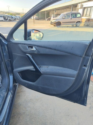 GUARNECIDO PUERTA DELANTERA DERECHA Peugeot 508 SW (10.2010->)