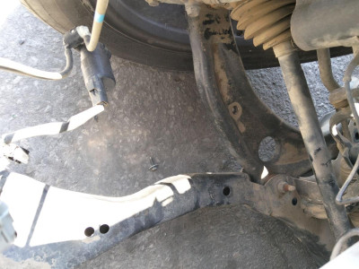 BRAZO SUSPENSION DELANTERO DERECHO