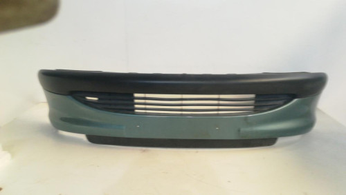  PARAGOLPES DELANTERO Peugeot 206 