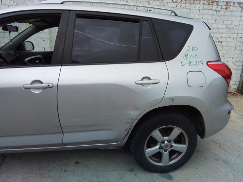 PUERTA TRASERA IZQUIERDA Toyota RAV4 (A3) 