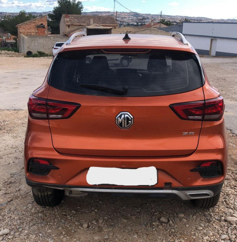MG ZS — vehículo donante para recambios 