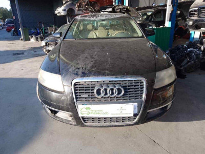 AUDI A6 BERLINA (4F2)